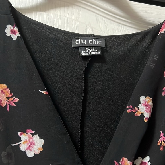 City Chic dress - Picture 2 of 3